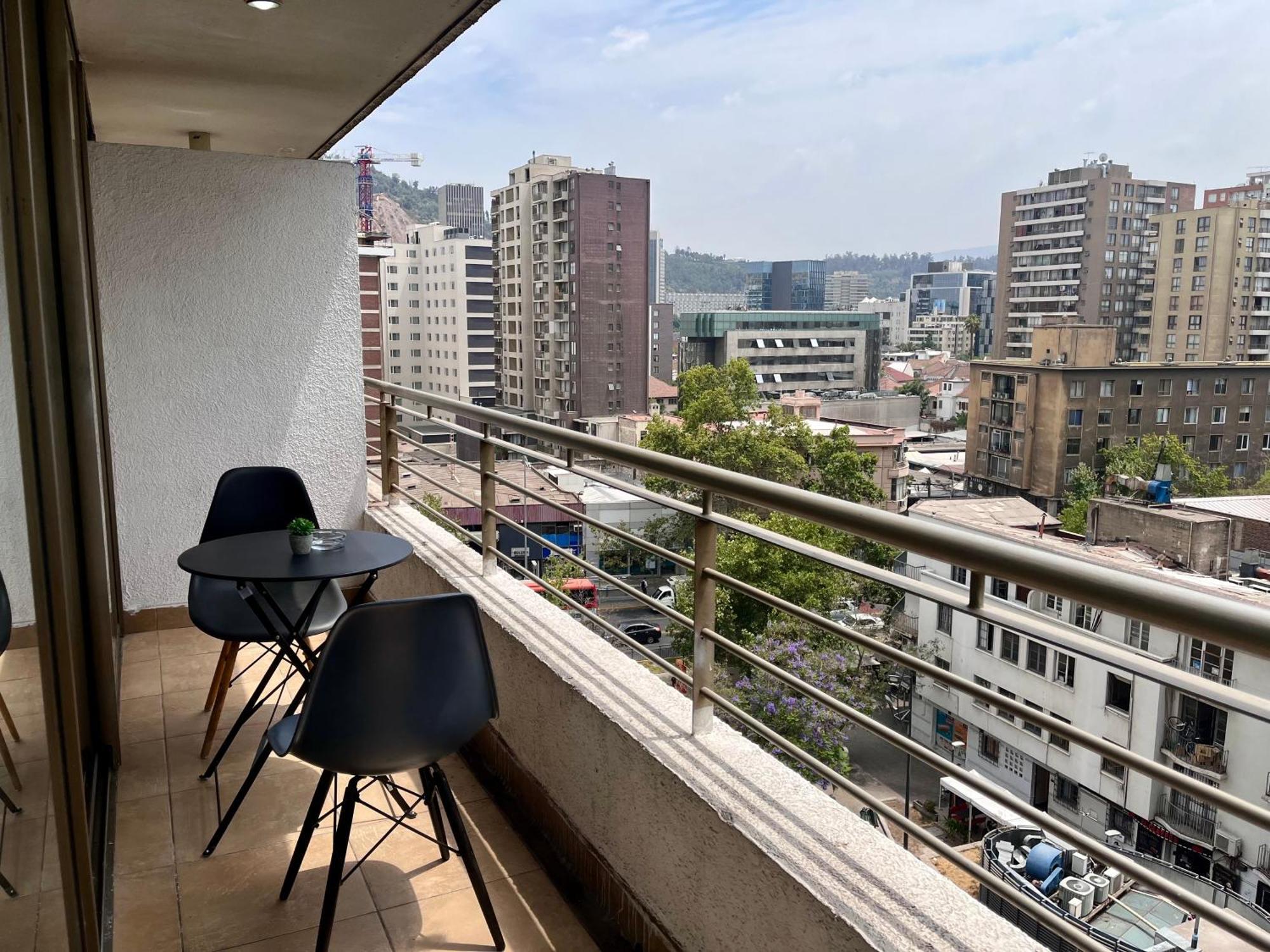 Apartamentos City Centro Manuel Montt Сантьяго Экстерьер фото